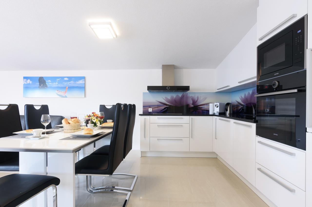 Studio Apartment Maslina ゴルニ・カリン エクステリア 写真