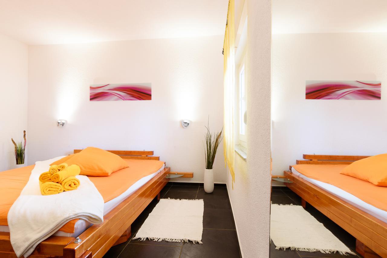 Studio Apartment Maslina ゴルニ・カリン エクステリア 写真